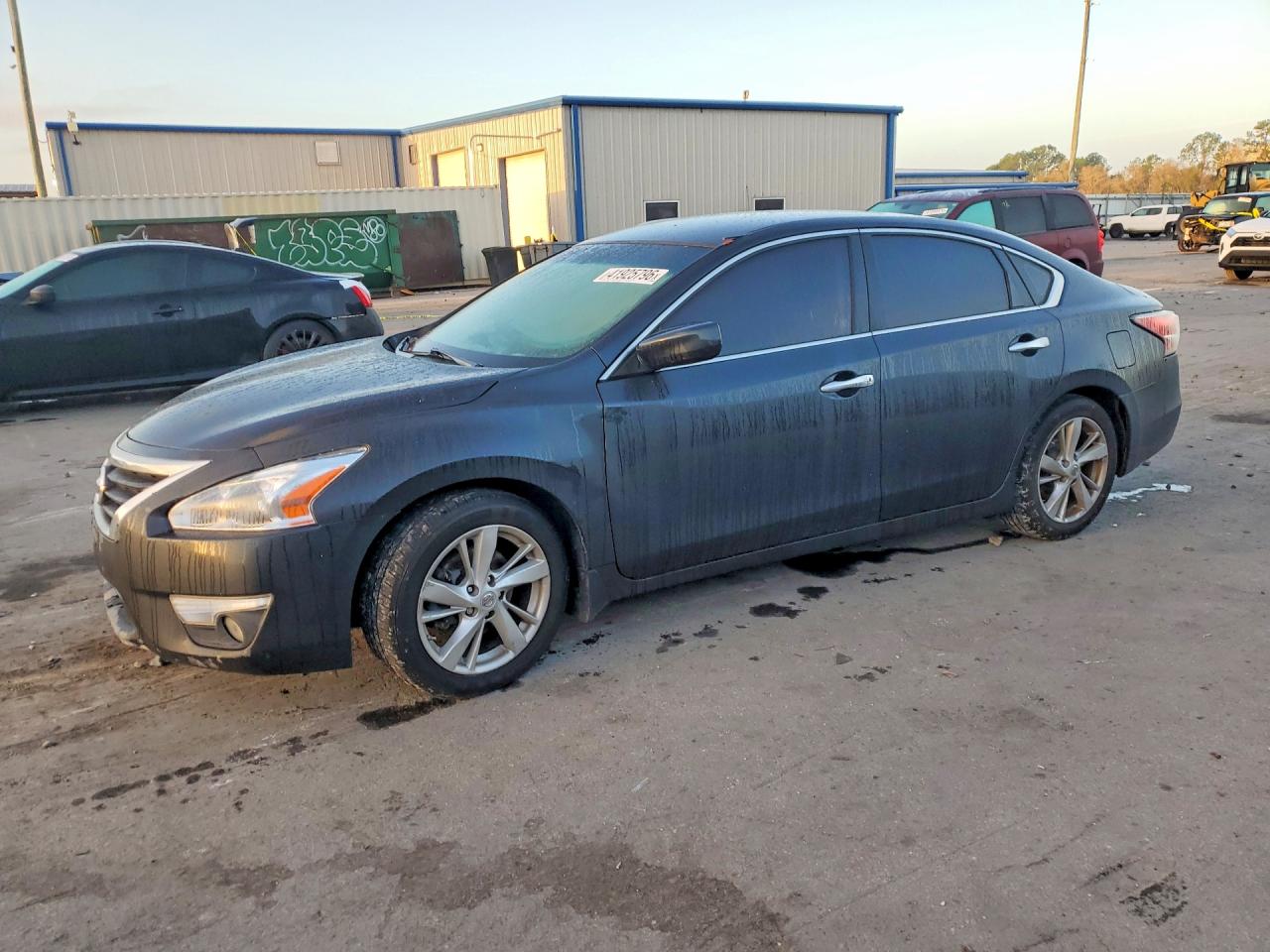 Salvage Nissan Altima Image
