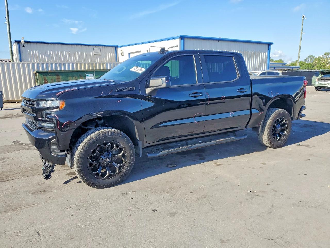 Salvage Chevrolet Silverado Image