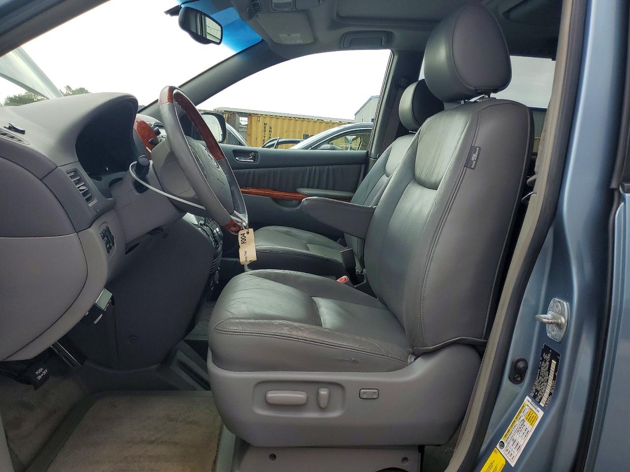 Toyota Sienna Xle 7 Passenger