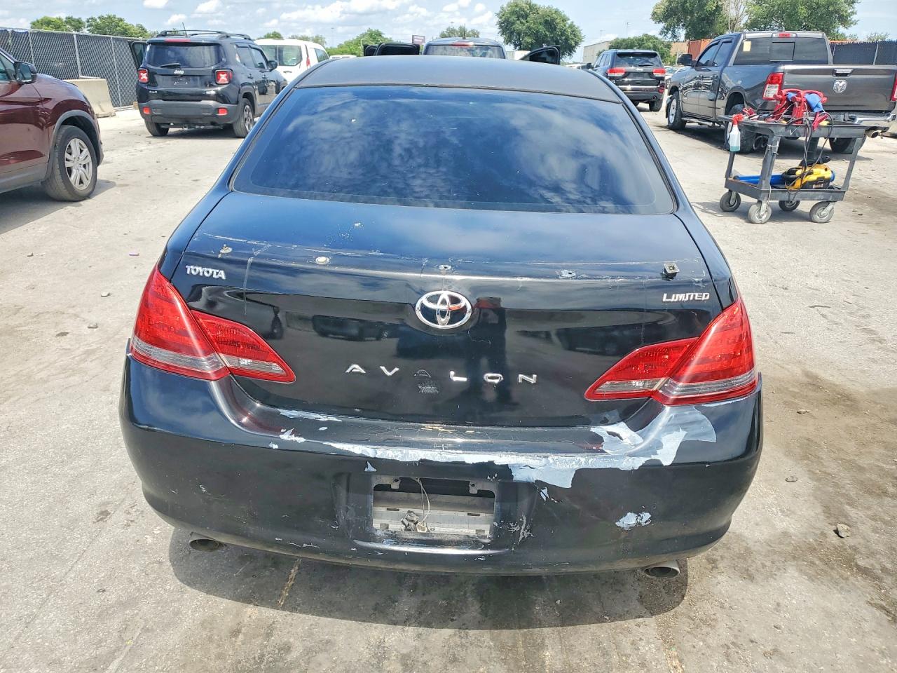 Toyota Avalon Touring
