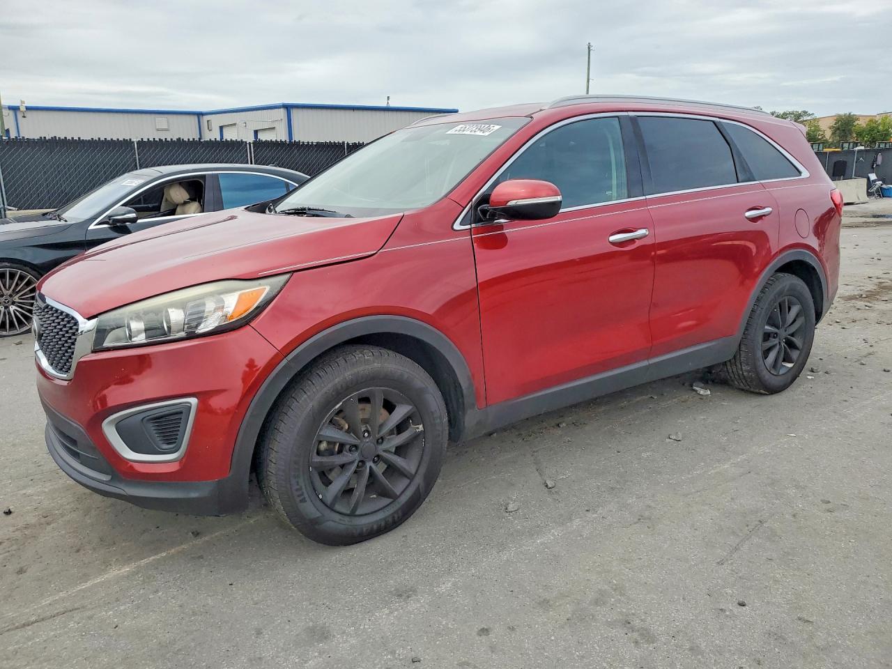 Salvage Kia Sorento Image