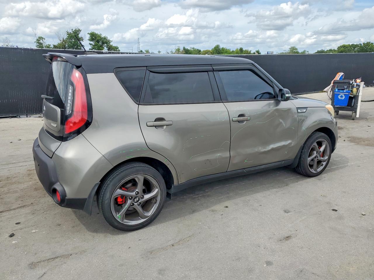 Kia Soul +