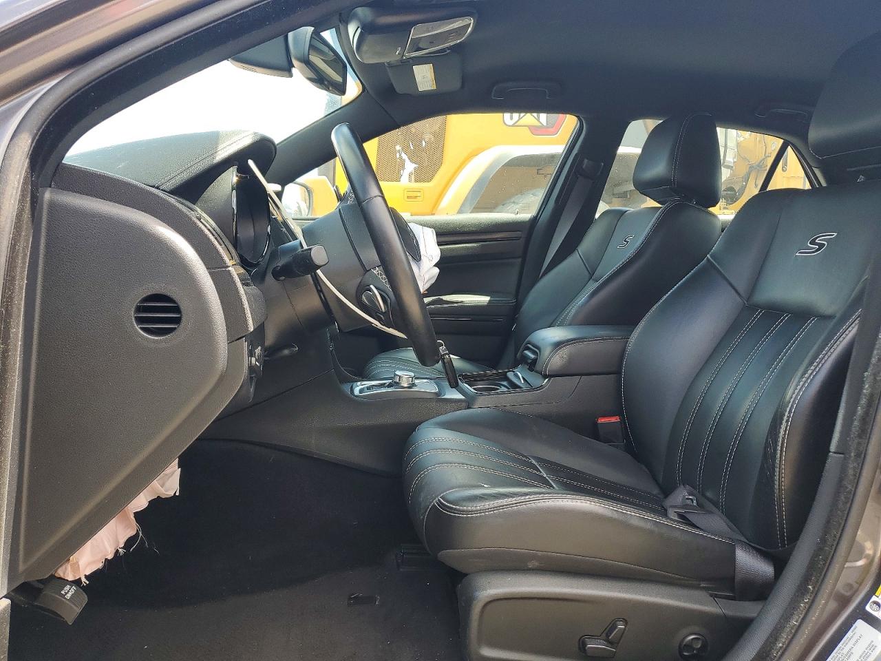 Chrysler 300 S