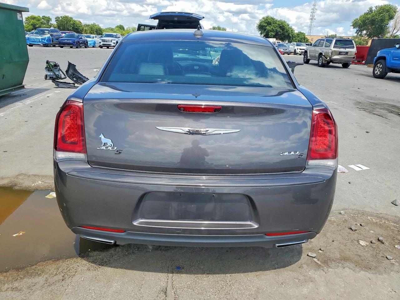 Chrysler 300 S