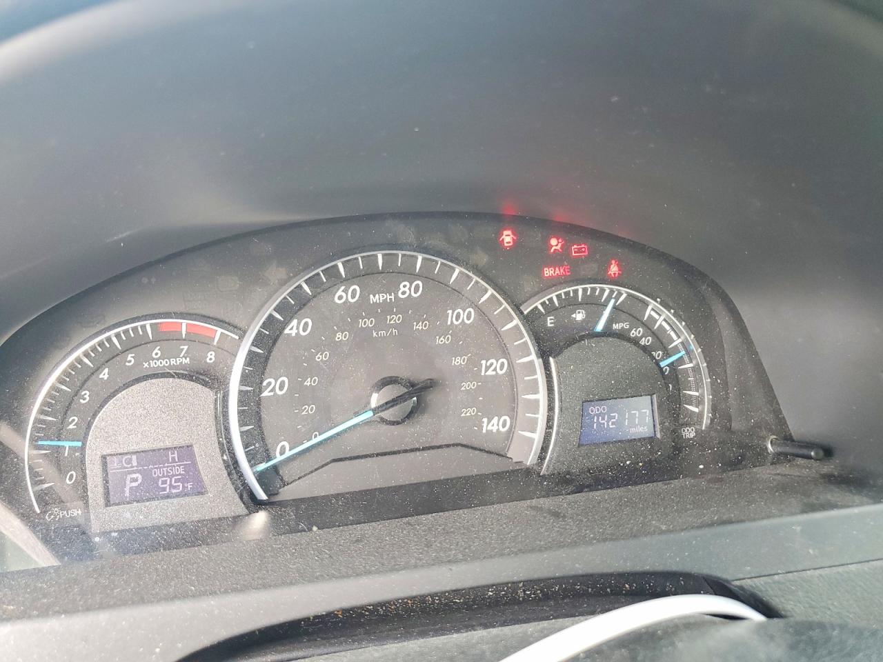 Toyota Camry Xle
