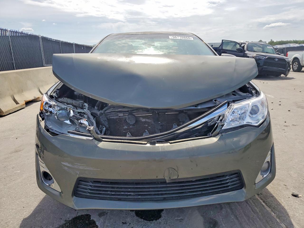 Toyota Camry Xle