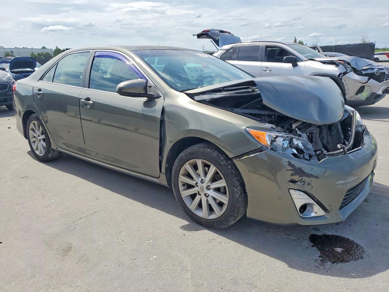 Toyota Camry Xle