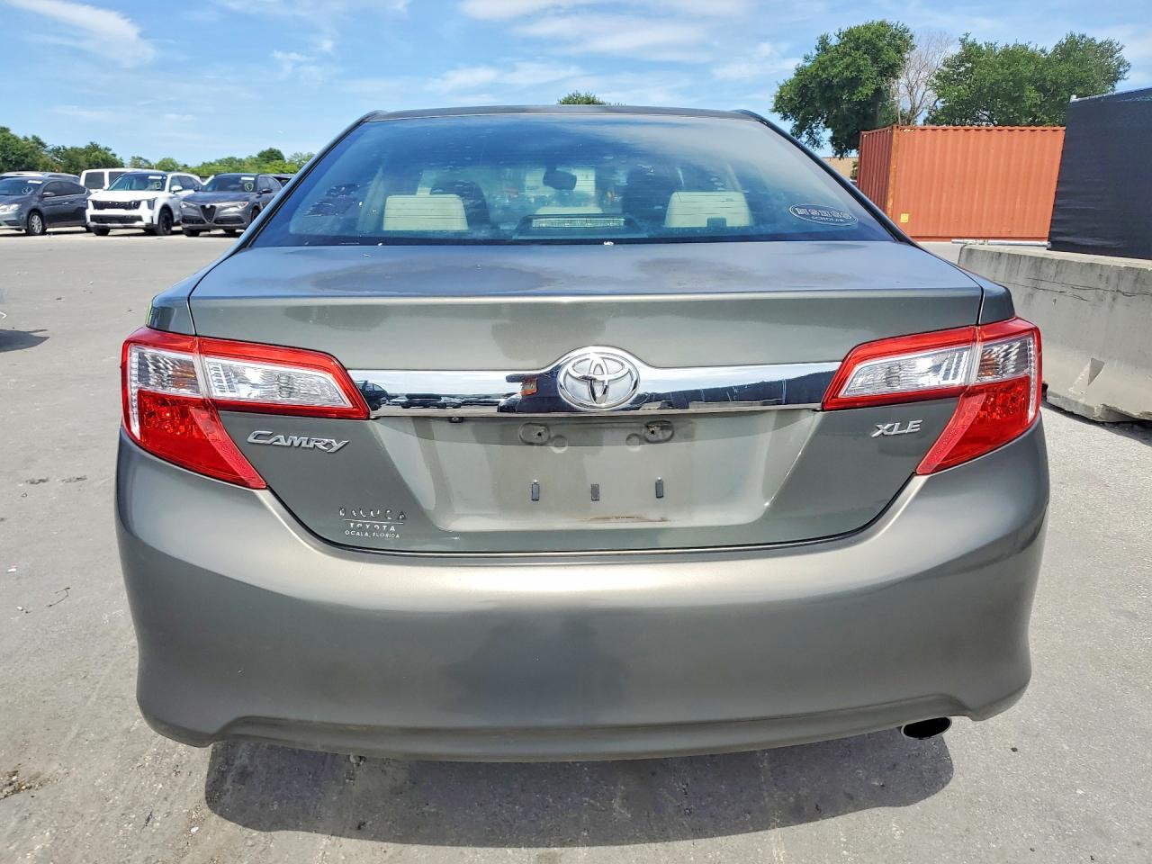 Toyota Camry Xle