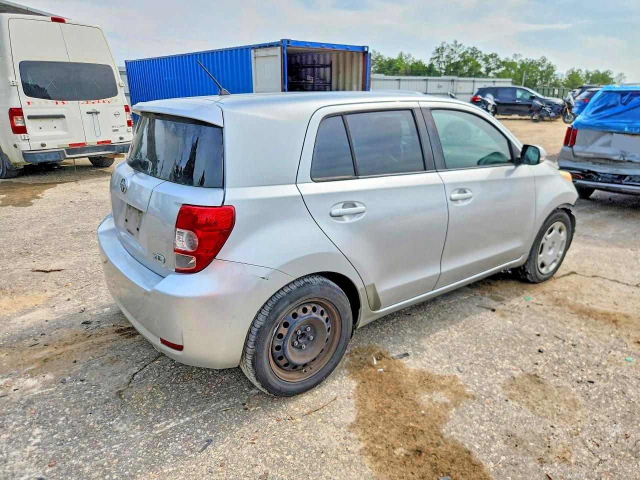 Scion Xd Base Base