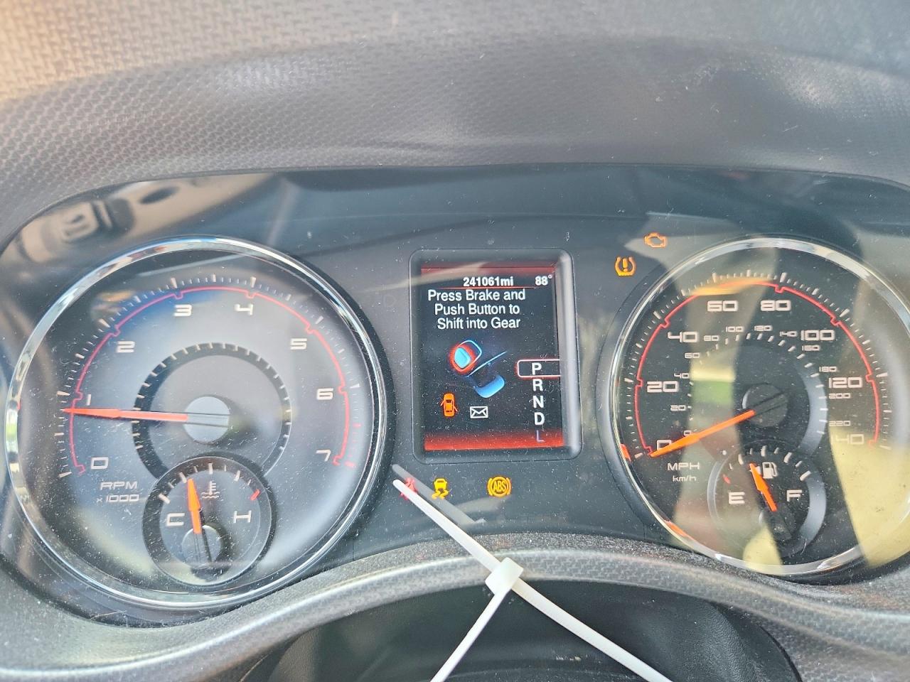 Dodge Charger Se