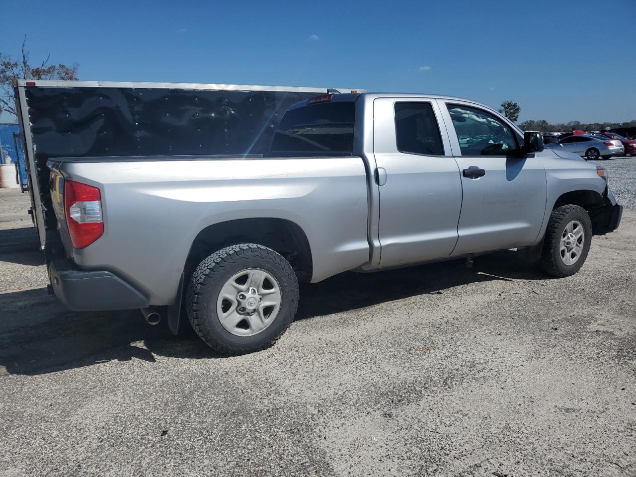 Toyota Tundra Double Cab Sr