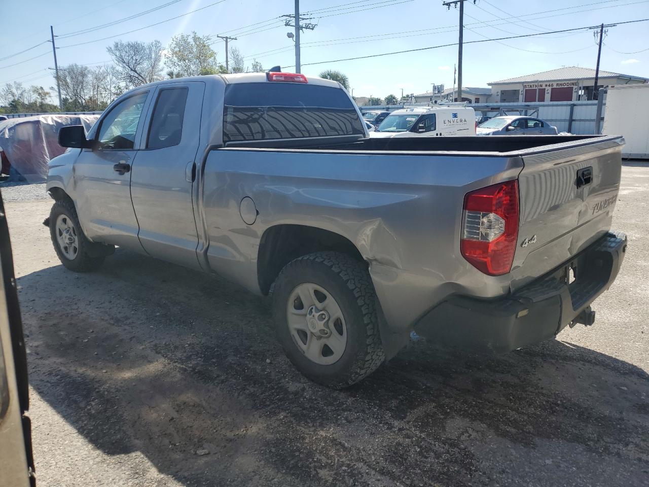Toyota Tundra Double Cab Sr