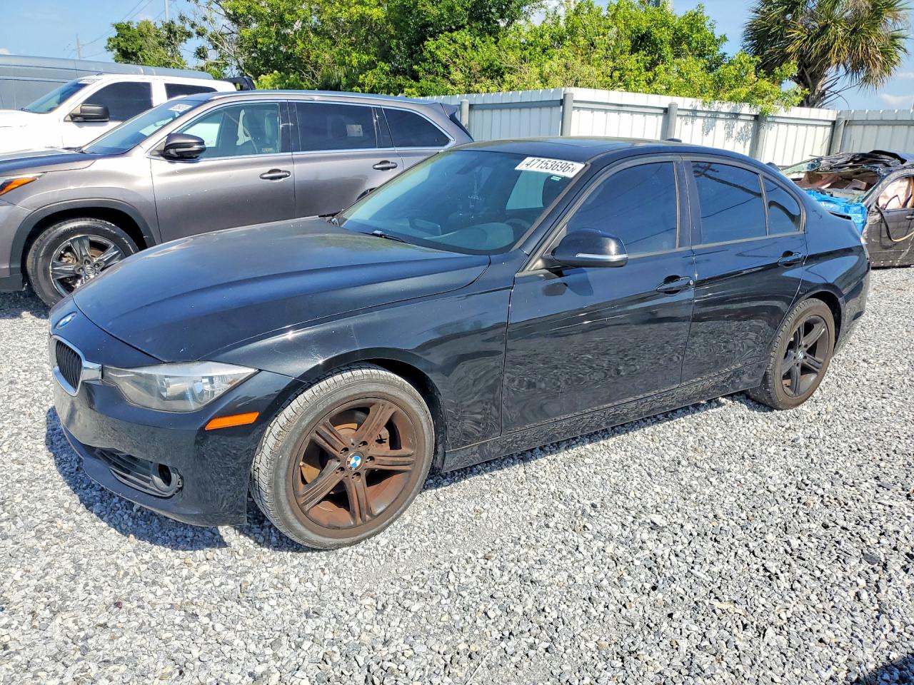 Salvage BMW 3 Series Image