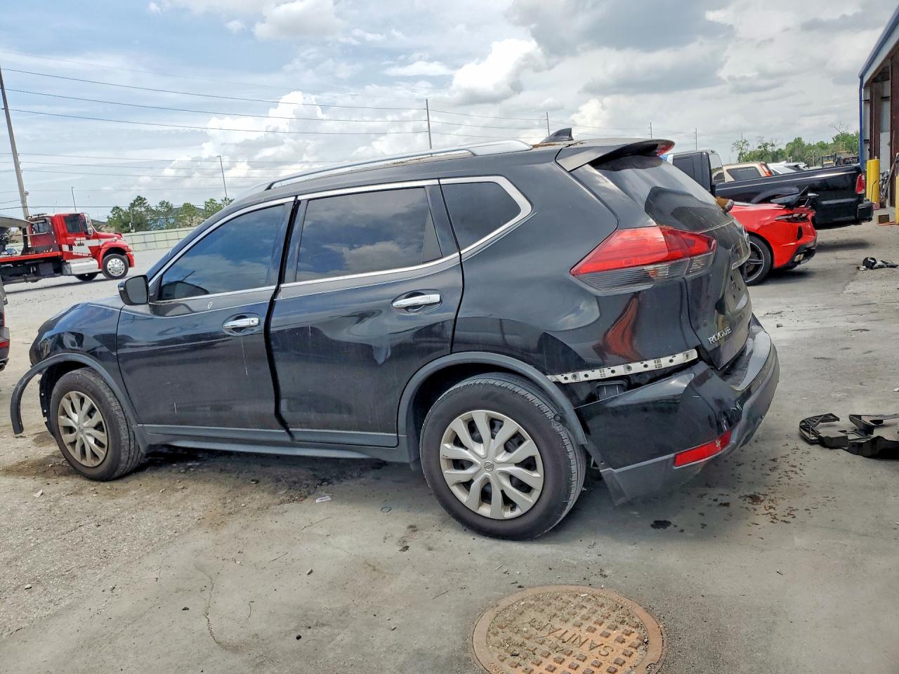 Nissan Rogue S