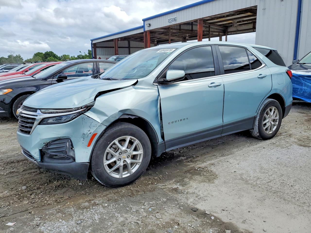 Salvage Chevrolet Equinox Image