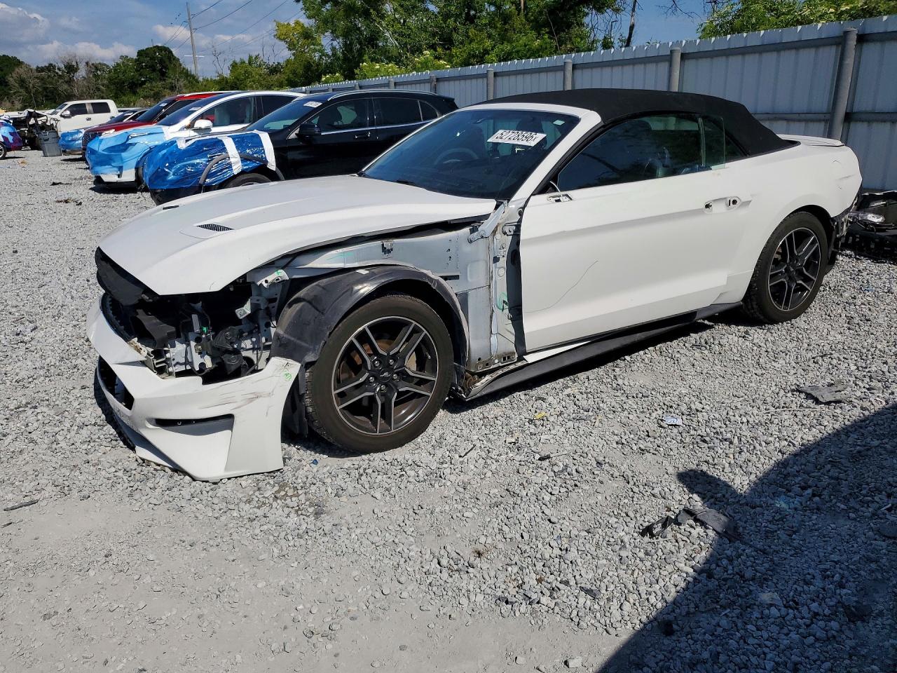 Salvage Ford Mustang Image