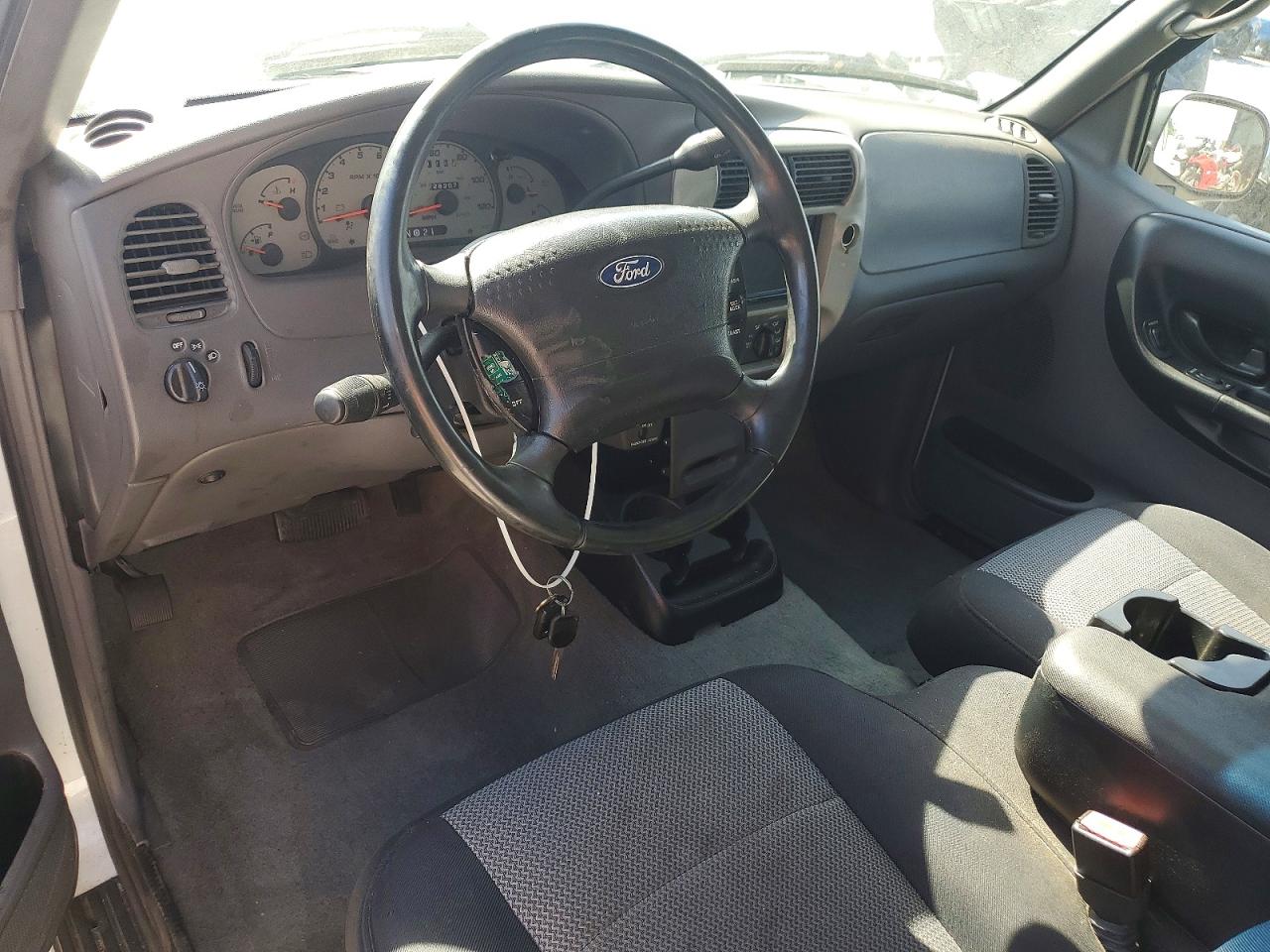 Ford Ranger Super Cab
