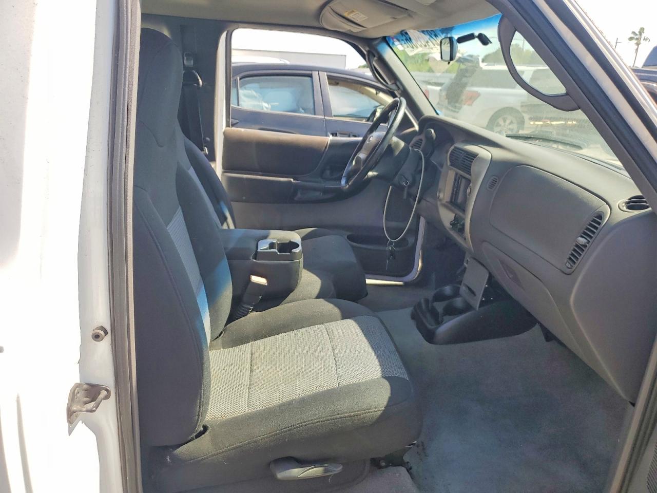 Ford Ranger Super Cab