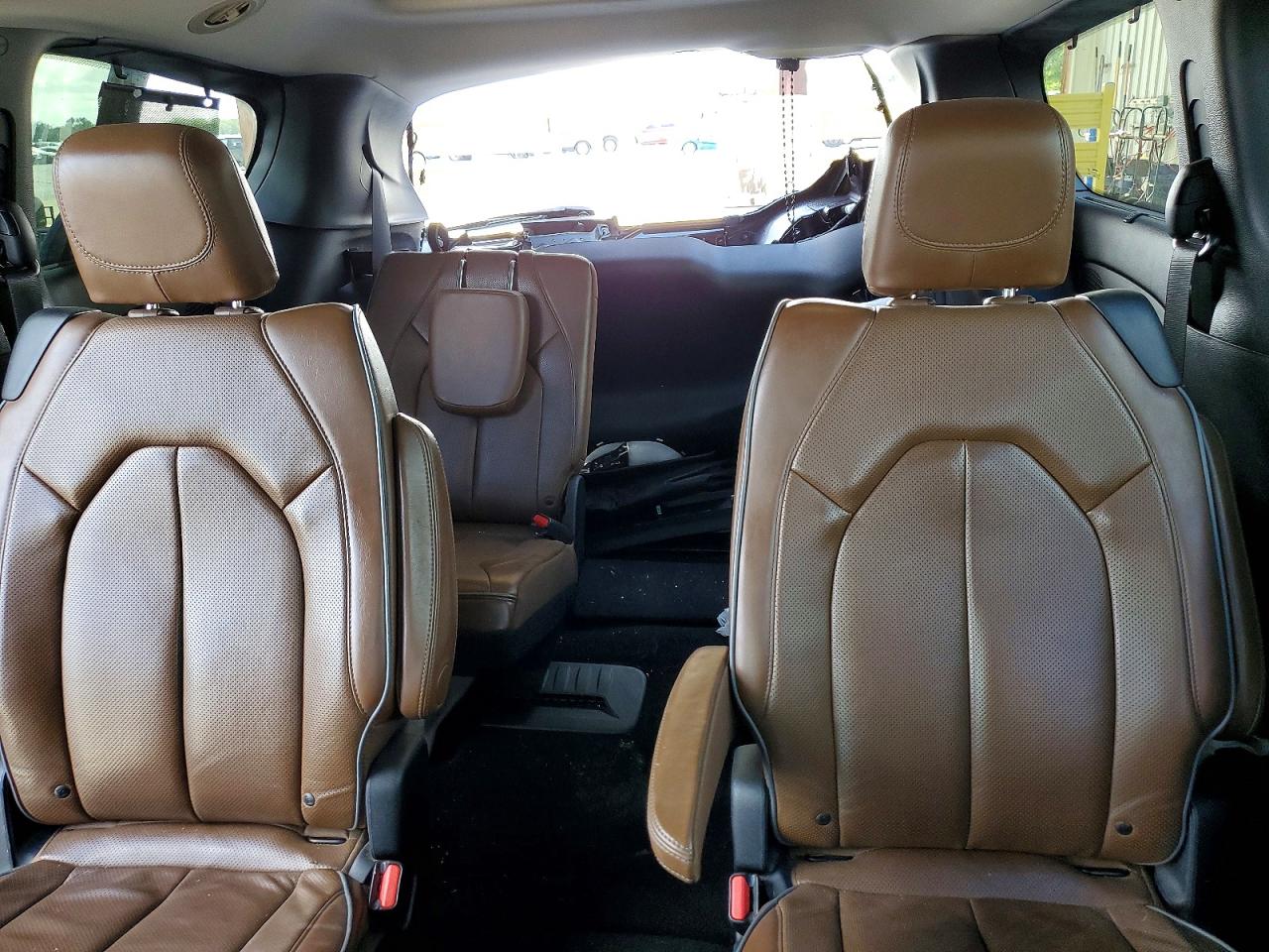 Chrysler Pacifica Limited