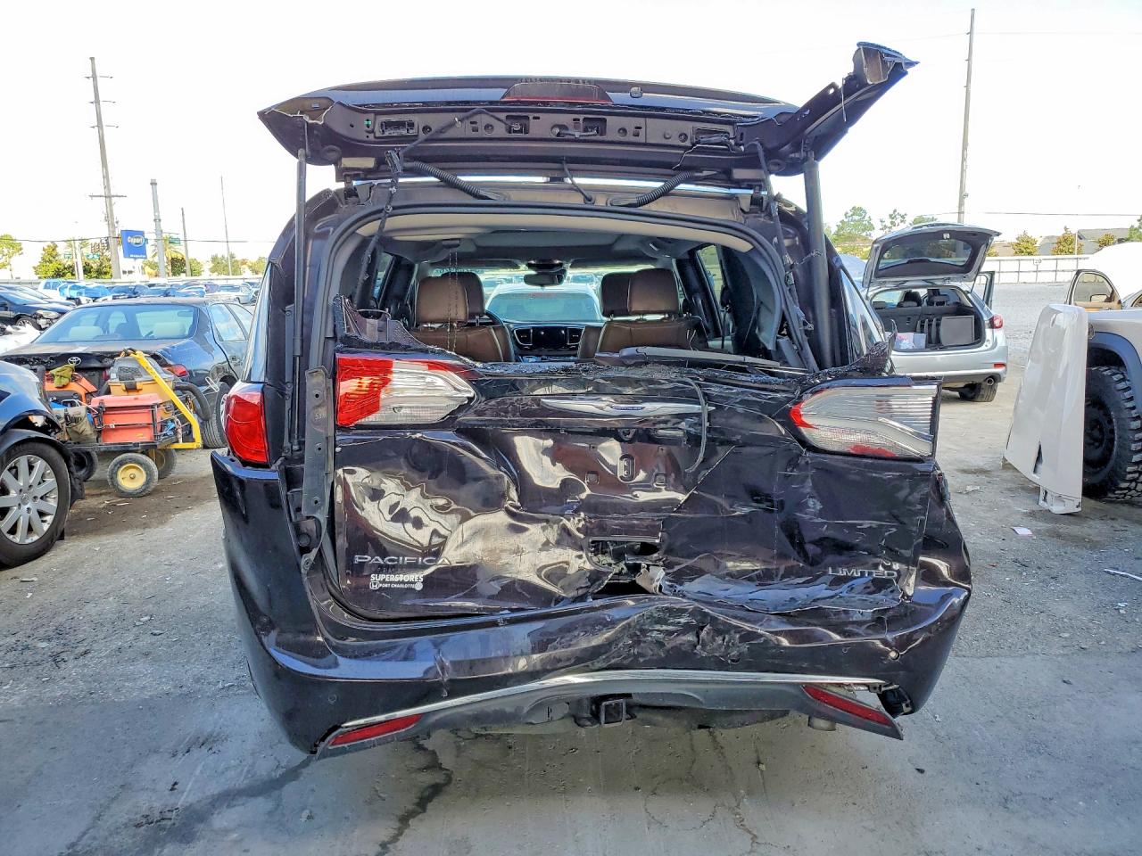 Chrysler Pacifica Limited