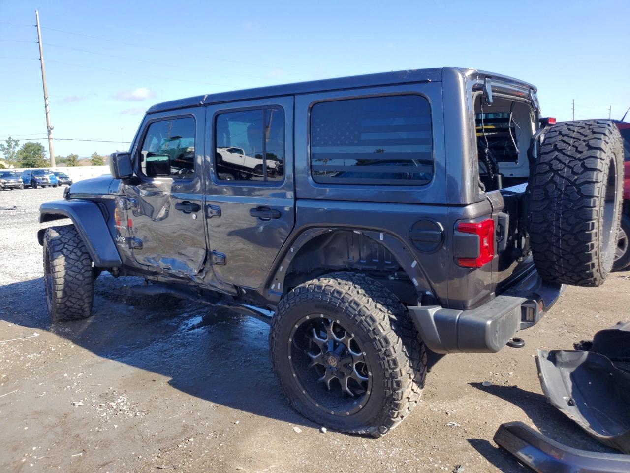 Jeep Wrangler Sahara