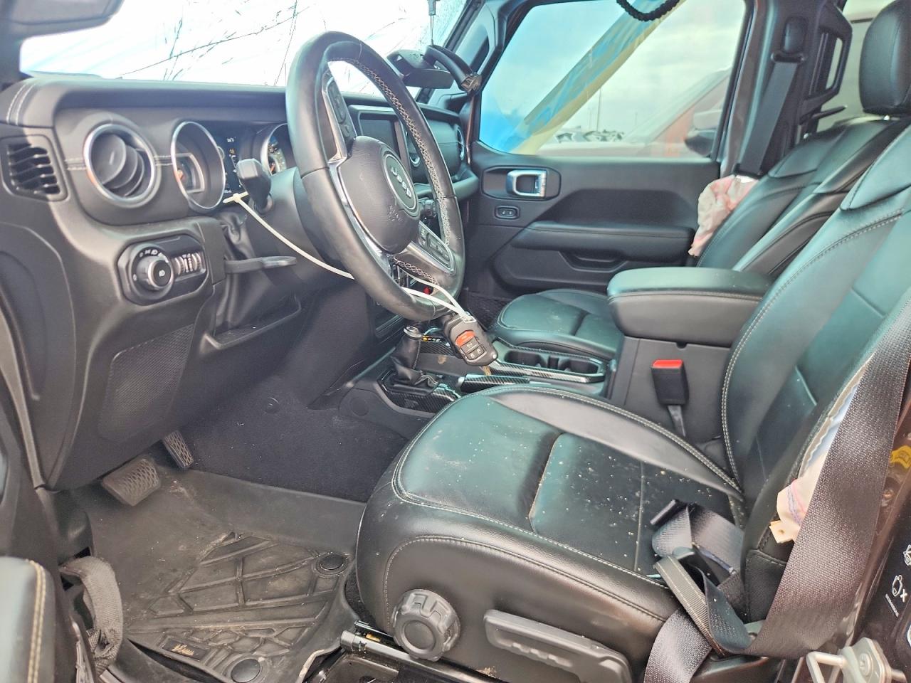 Jeep Wrangler Sahara