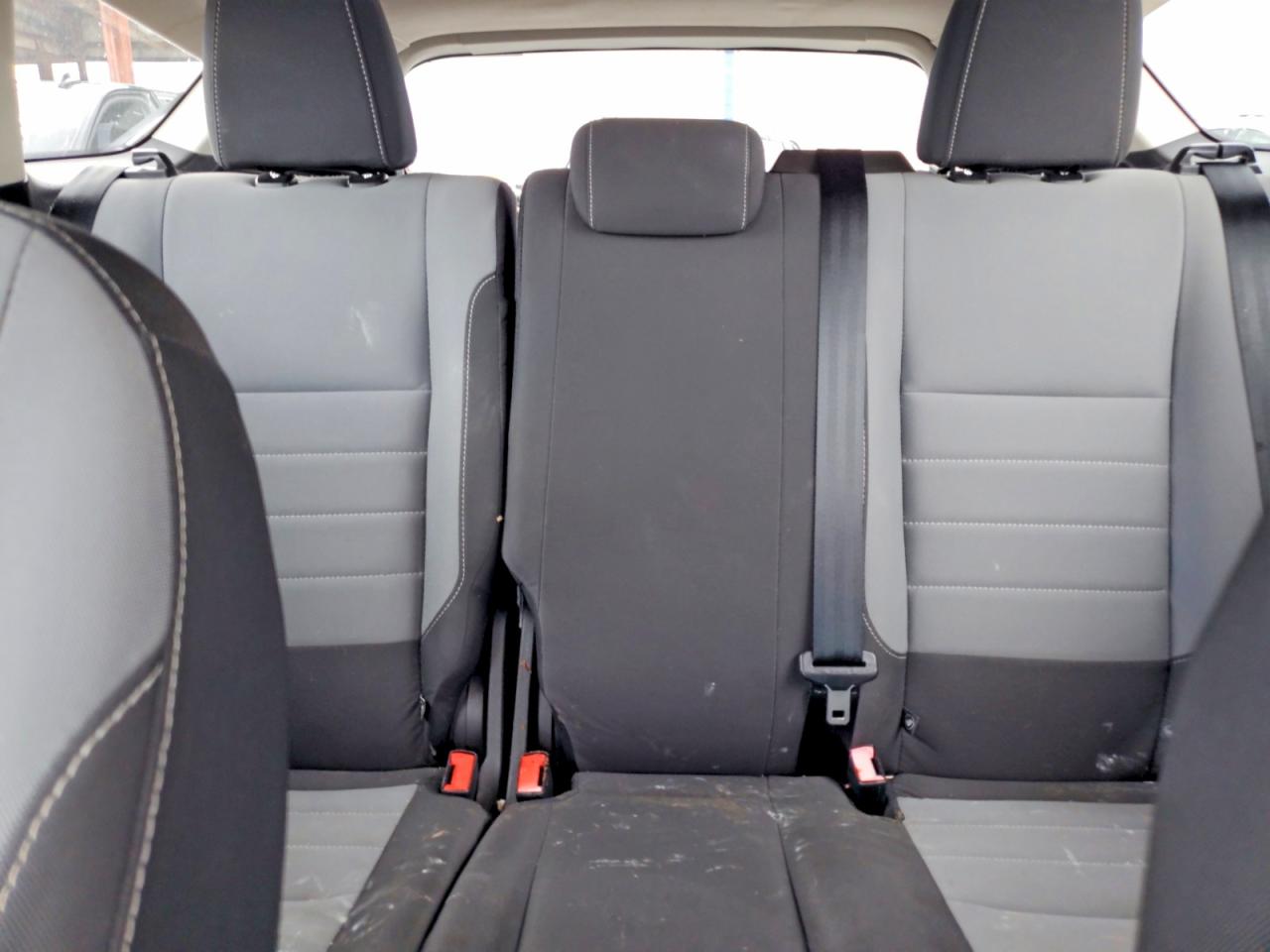 Ford Escape S
