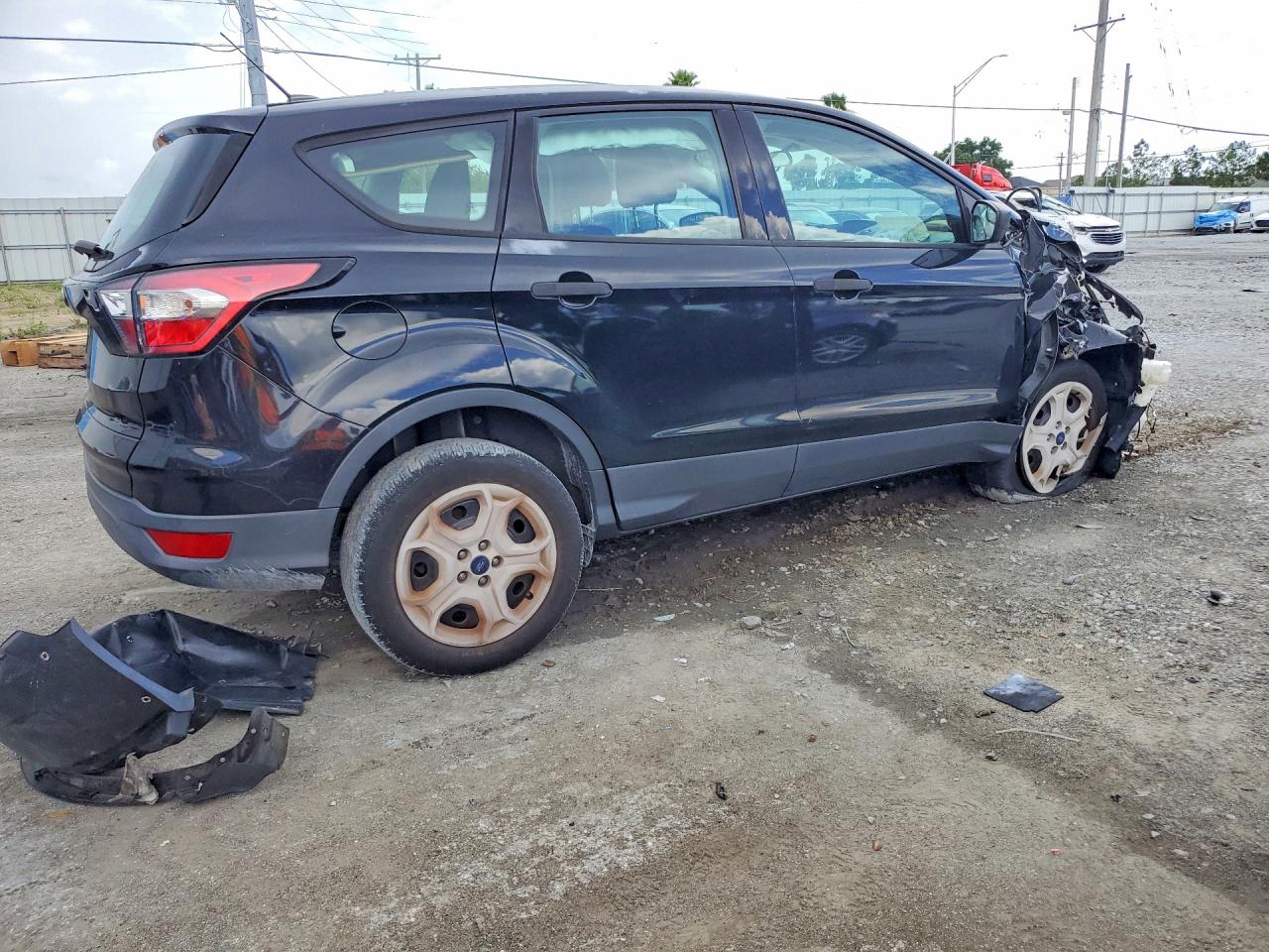 Ford Escape S