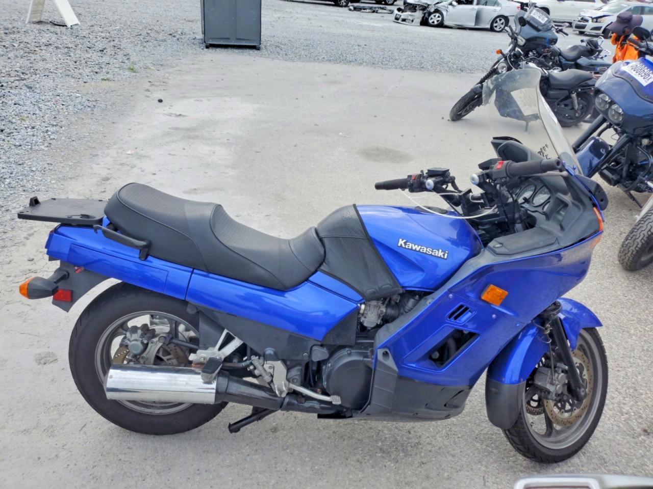 Salvage Kawasaki Zg Concour Image