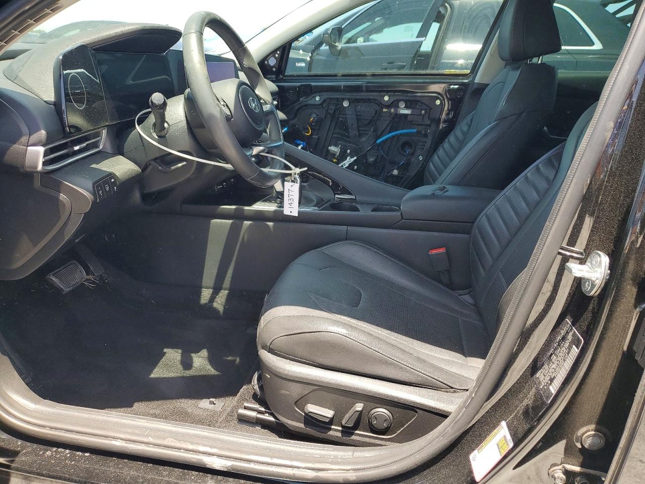 Hyundai ELANTRA Limited