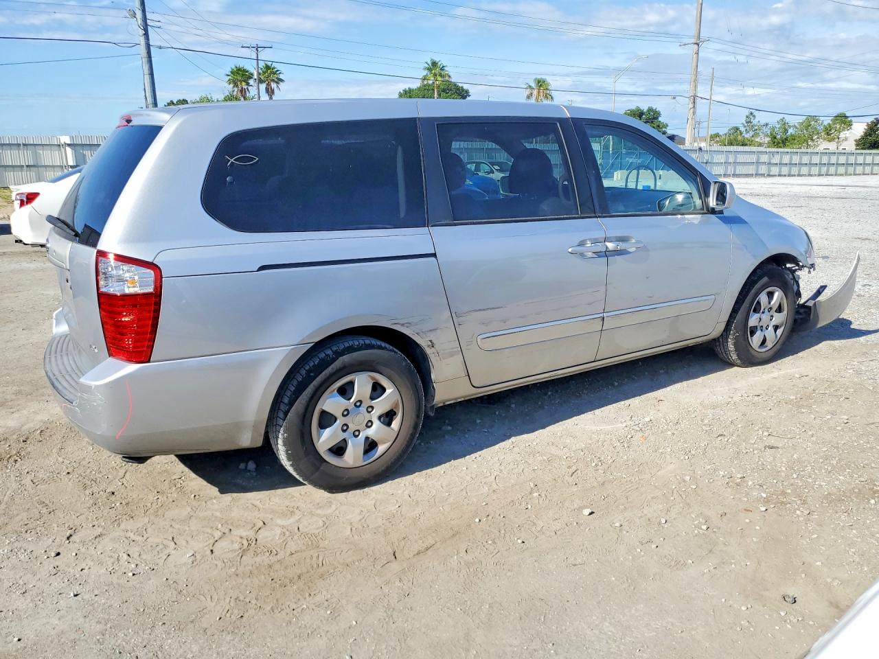 Kia Sedona Lx