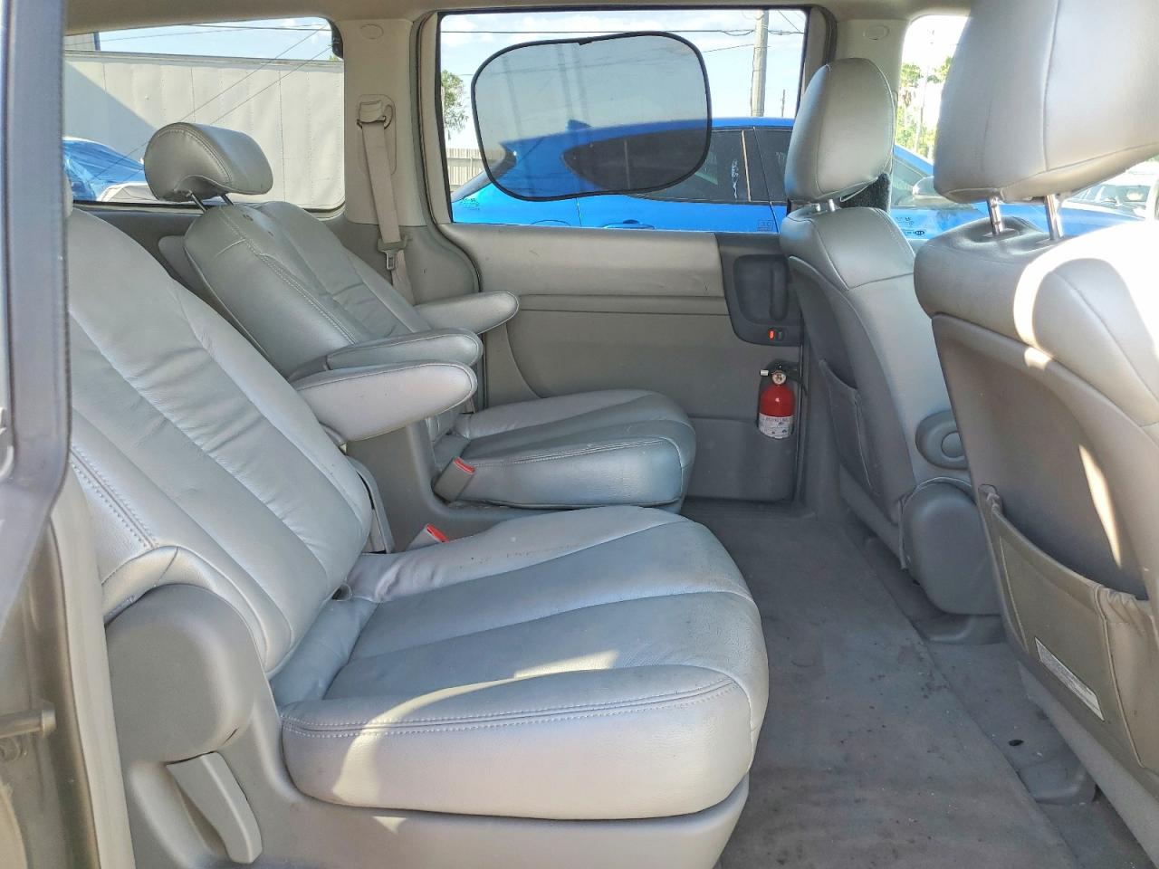 Kia Sedona Lx