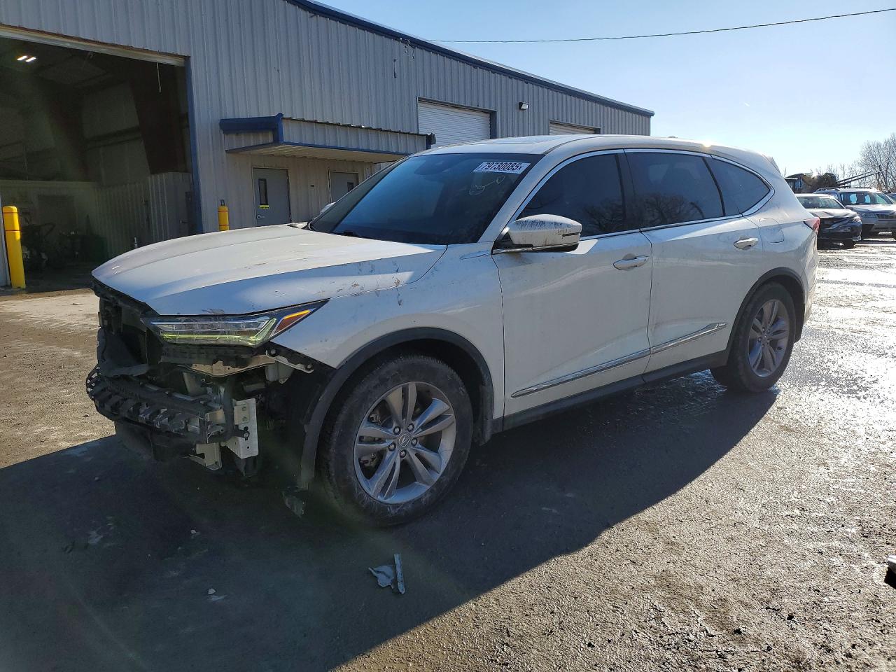 Salvage Acura MDX Image