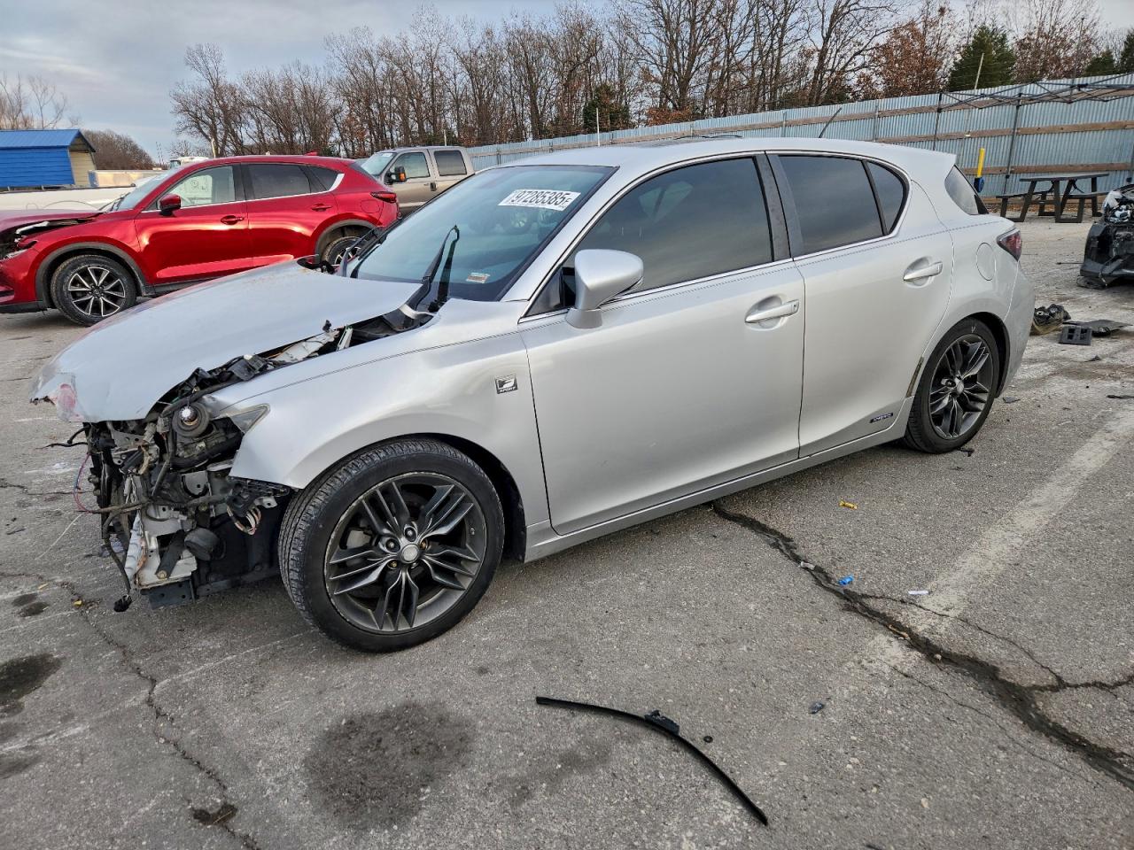 Salvage Lexus Ct Image