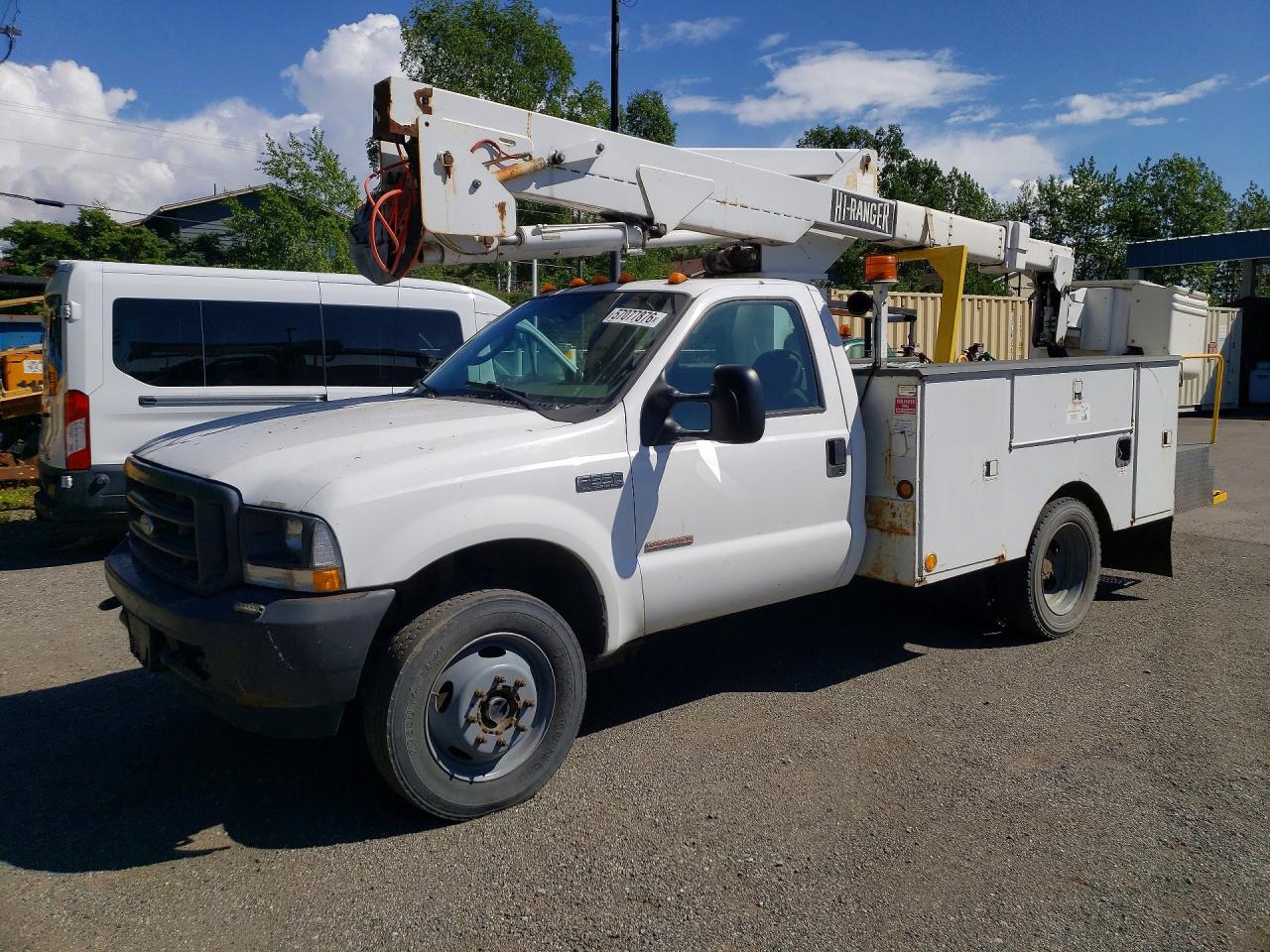 Salvage Ford F-550 Image