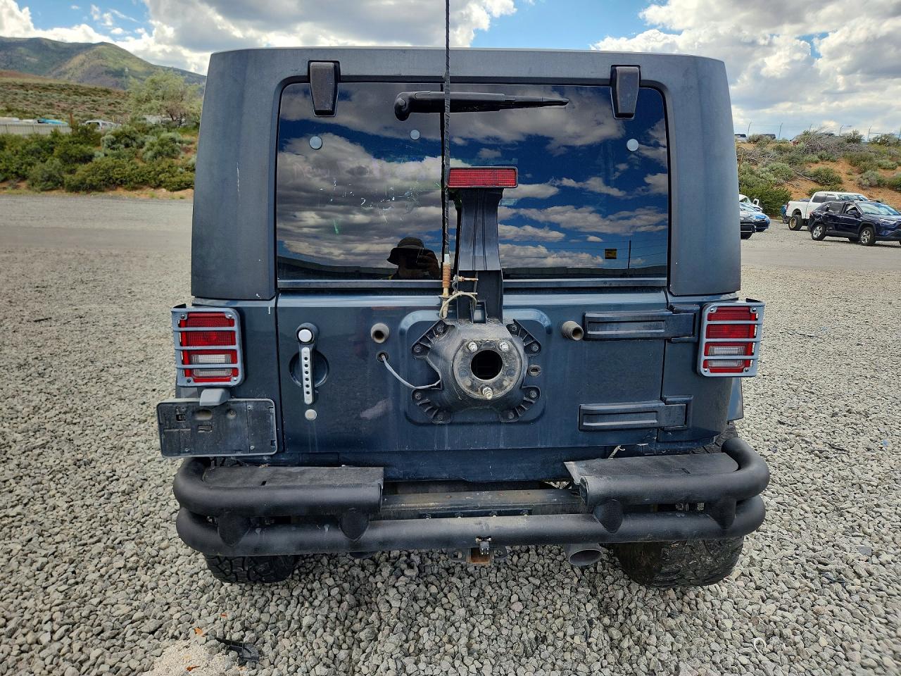 Jeep Wrangler Sahara