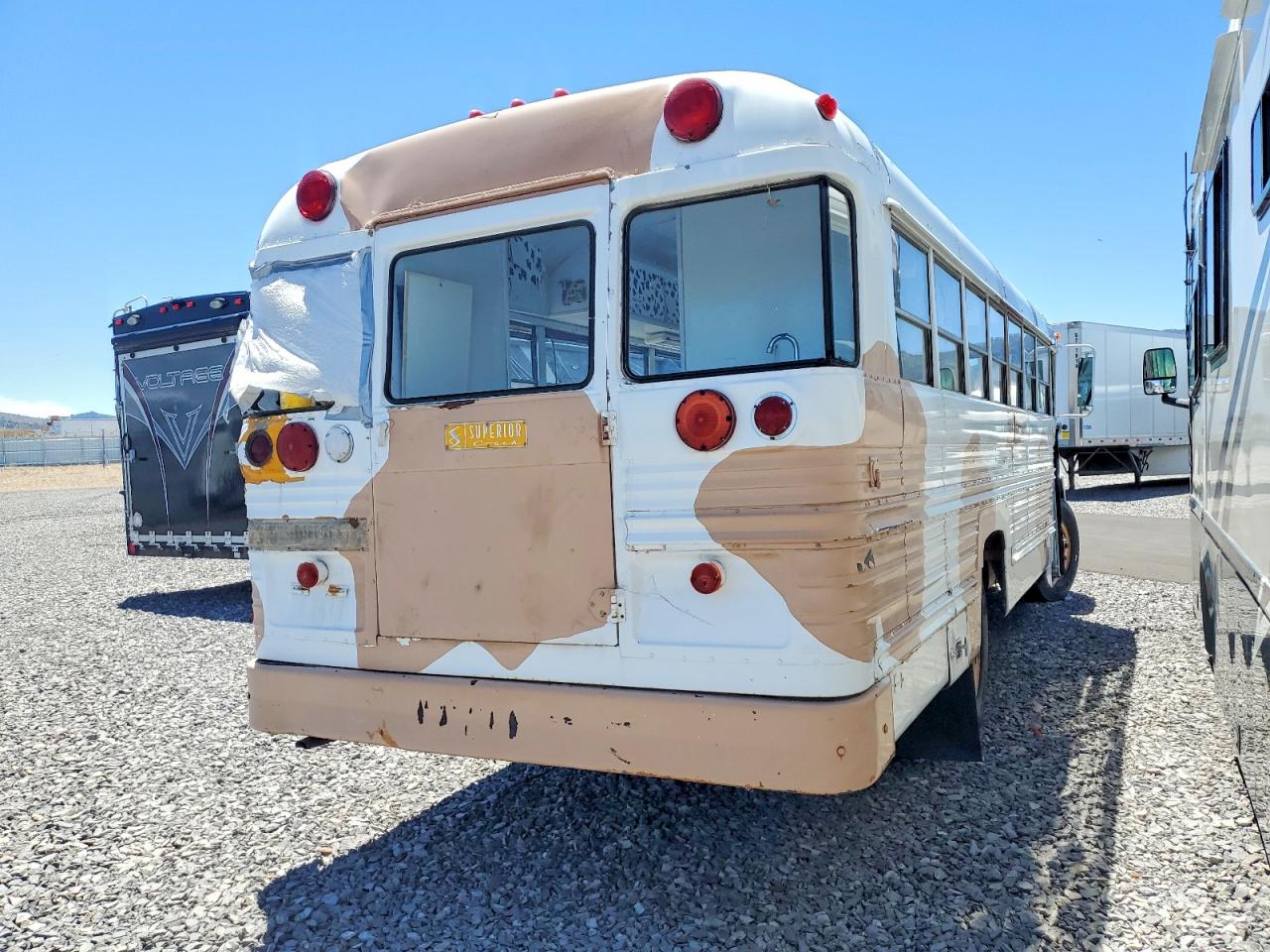 International 1600