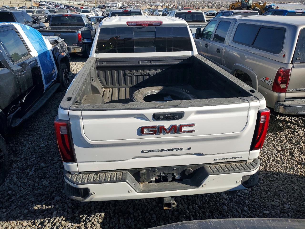 GMC Sierra K2500 Denali