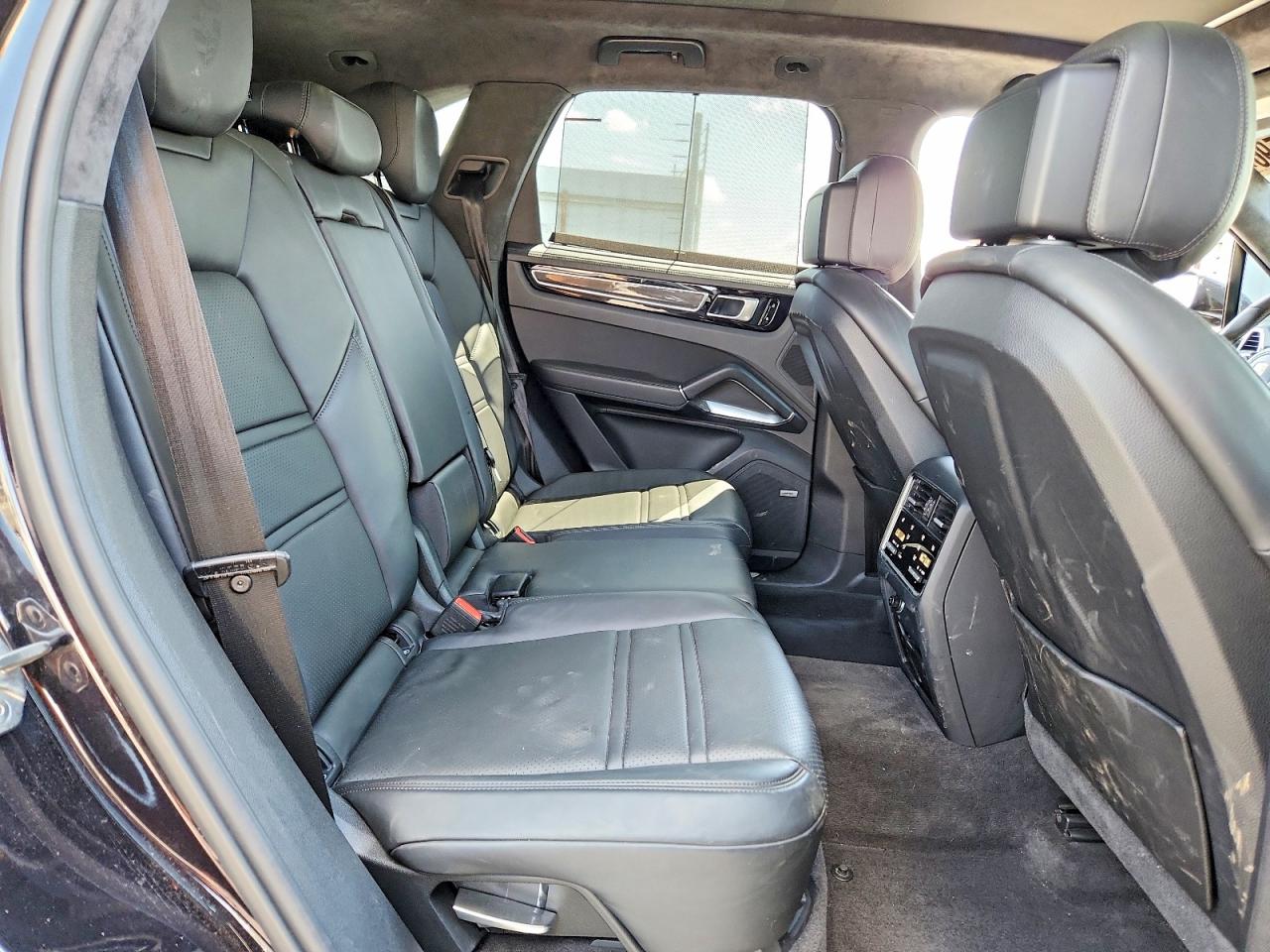 Porsche Cayenne Turbo
