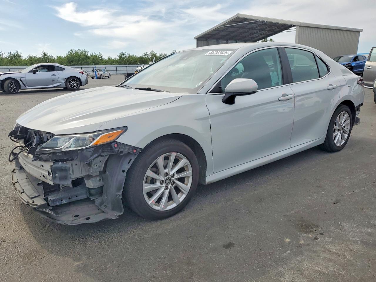 Salvage Toyota Camry Image