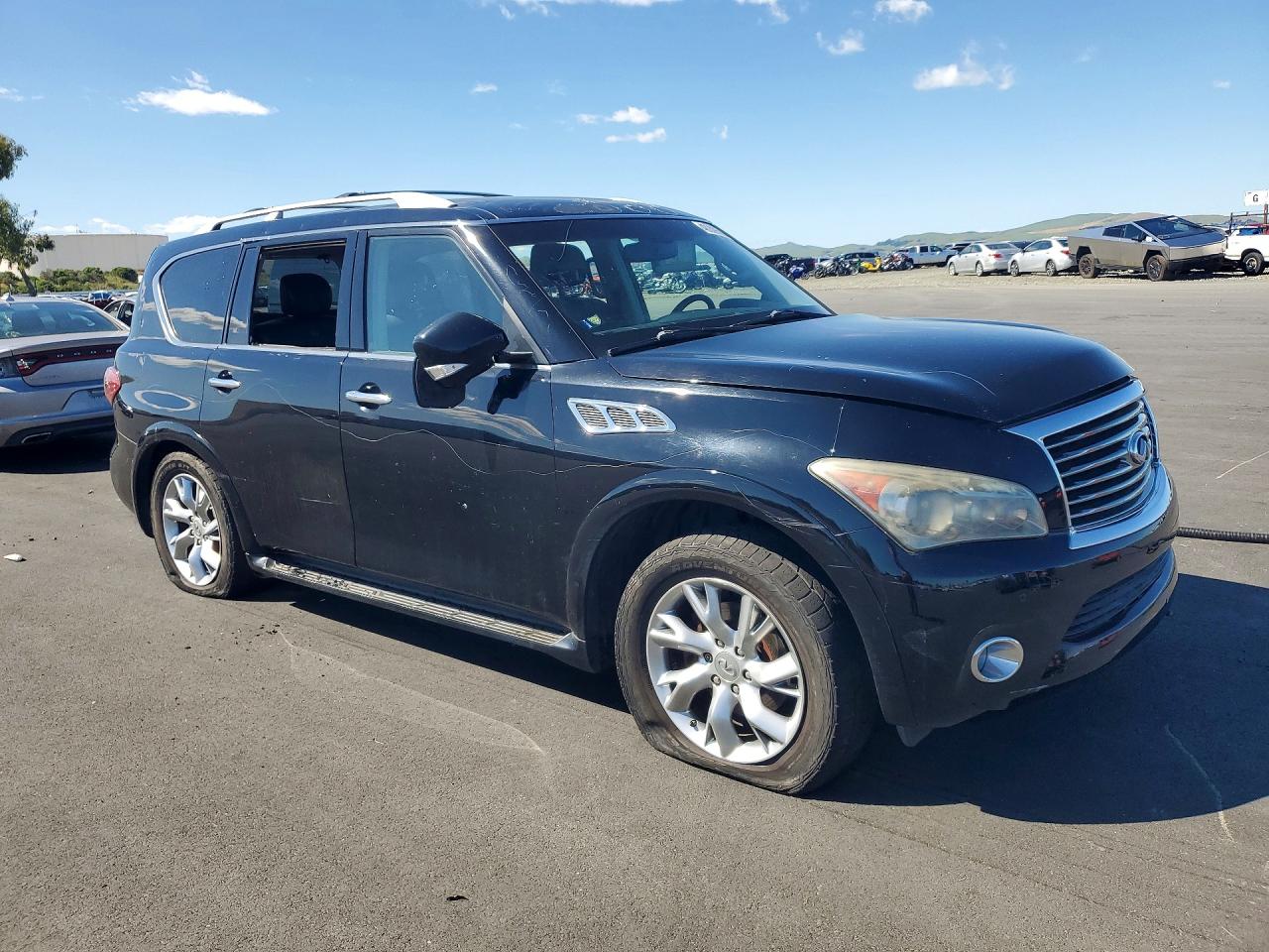 INFINITI Qx Base