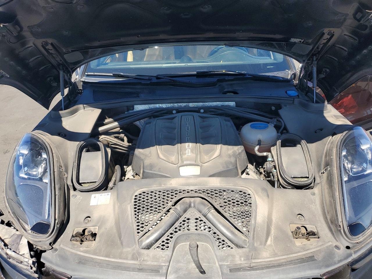 Porsche Macan S