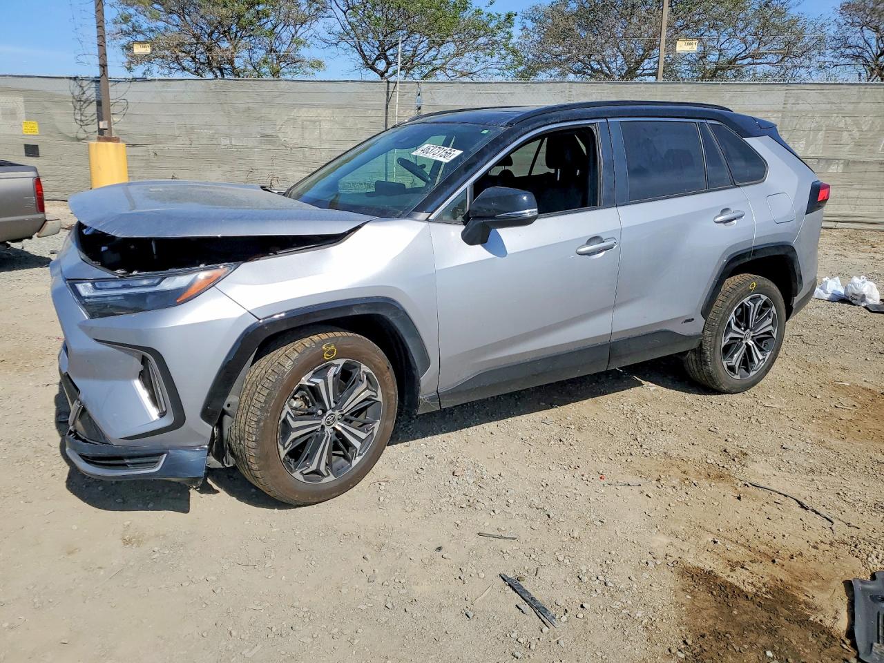 Salvage Toyota RAV4 Image