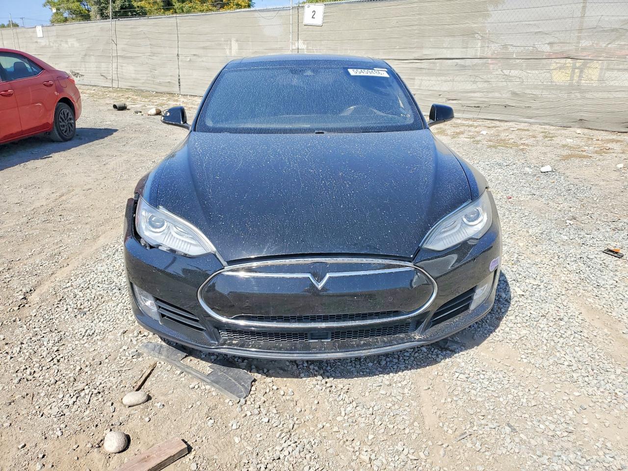 Tesla Model S 85d