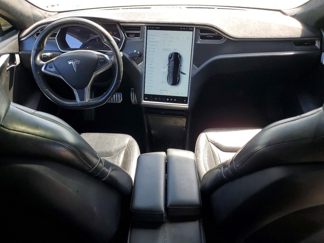 Tesla Model S 85d