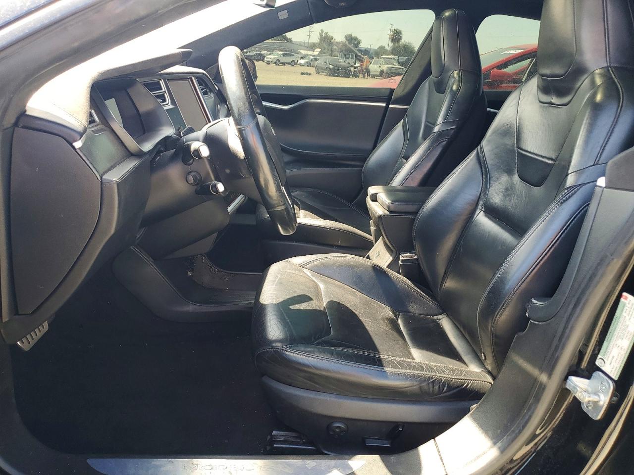 Tesla Model S 85d
