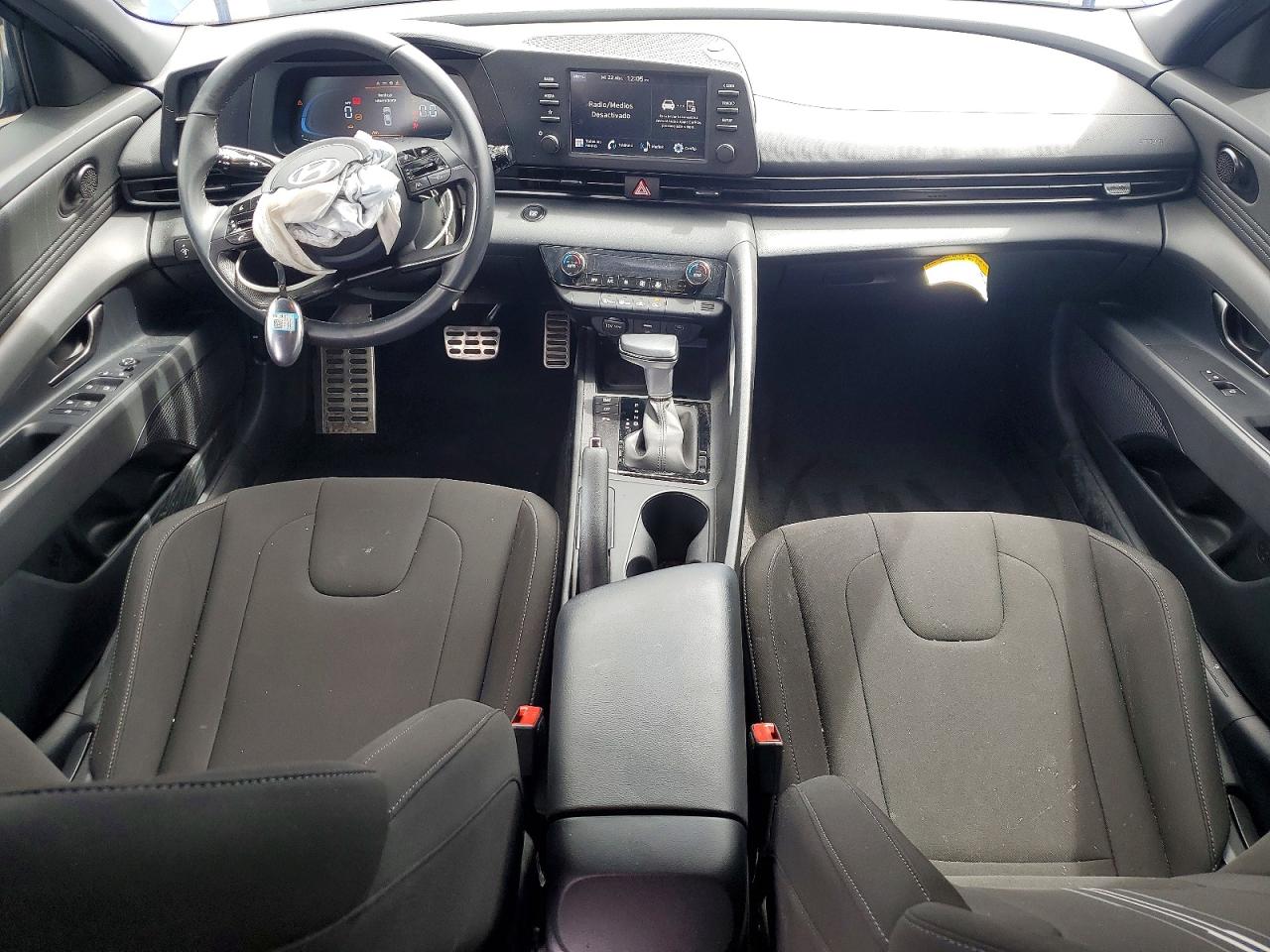 Hyundai ELANTRA Sel Sport