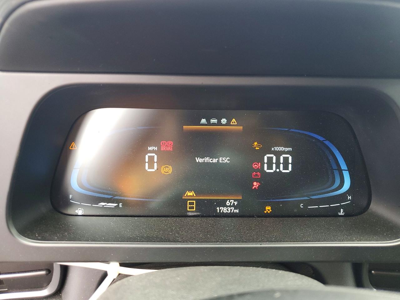 Hyundai ELANTRA Sel Sport