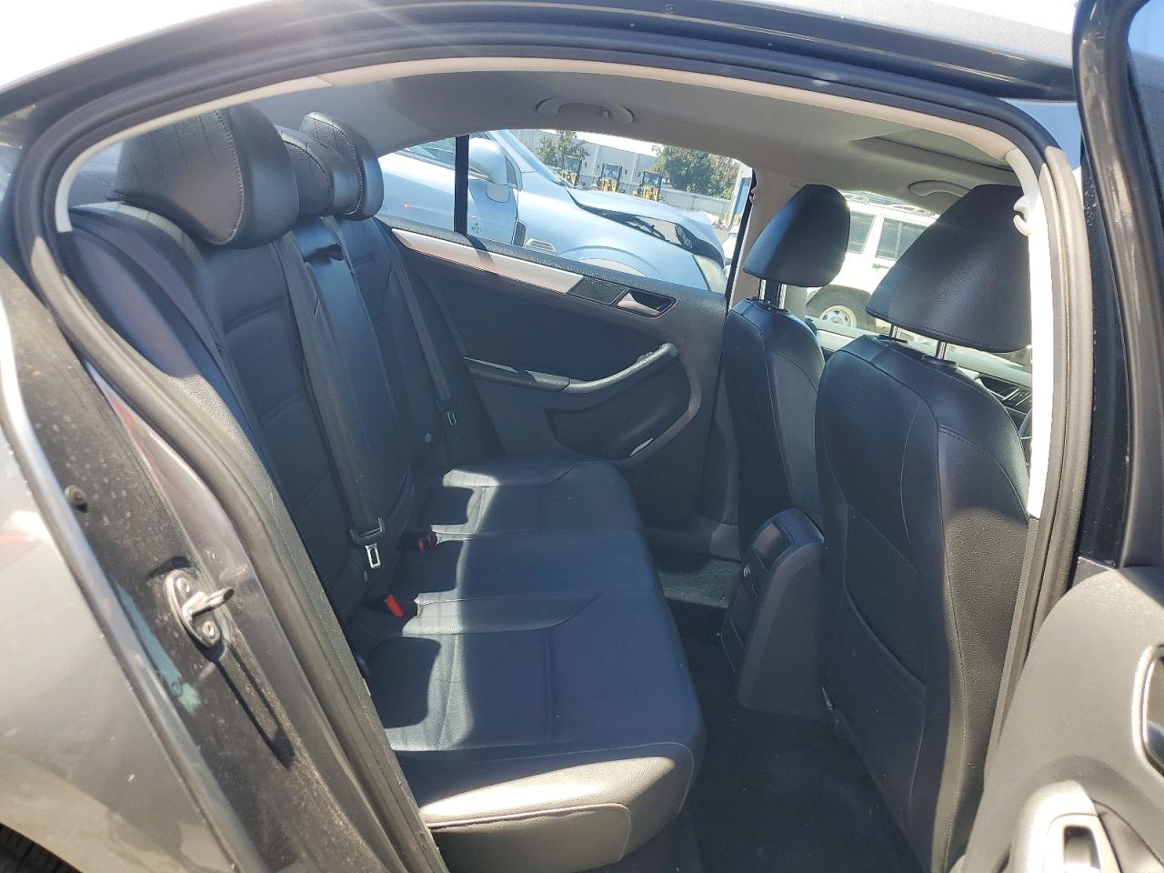 Volkswagen Jetta Se