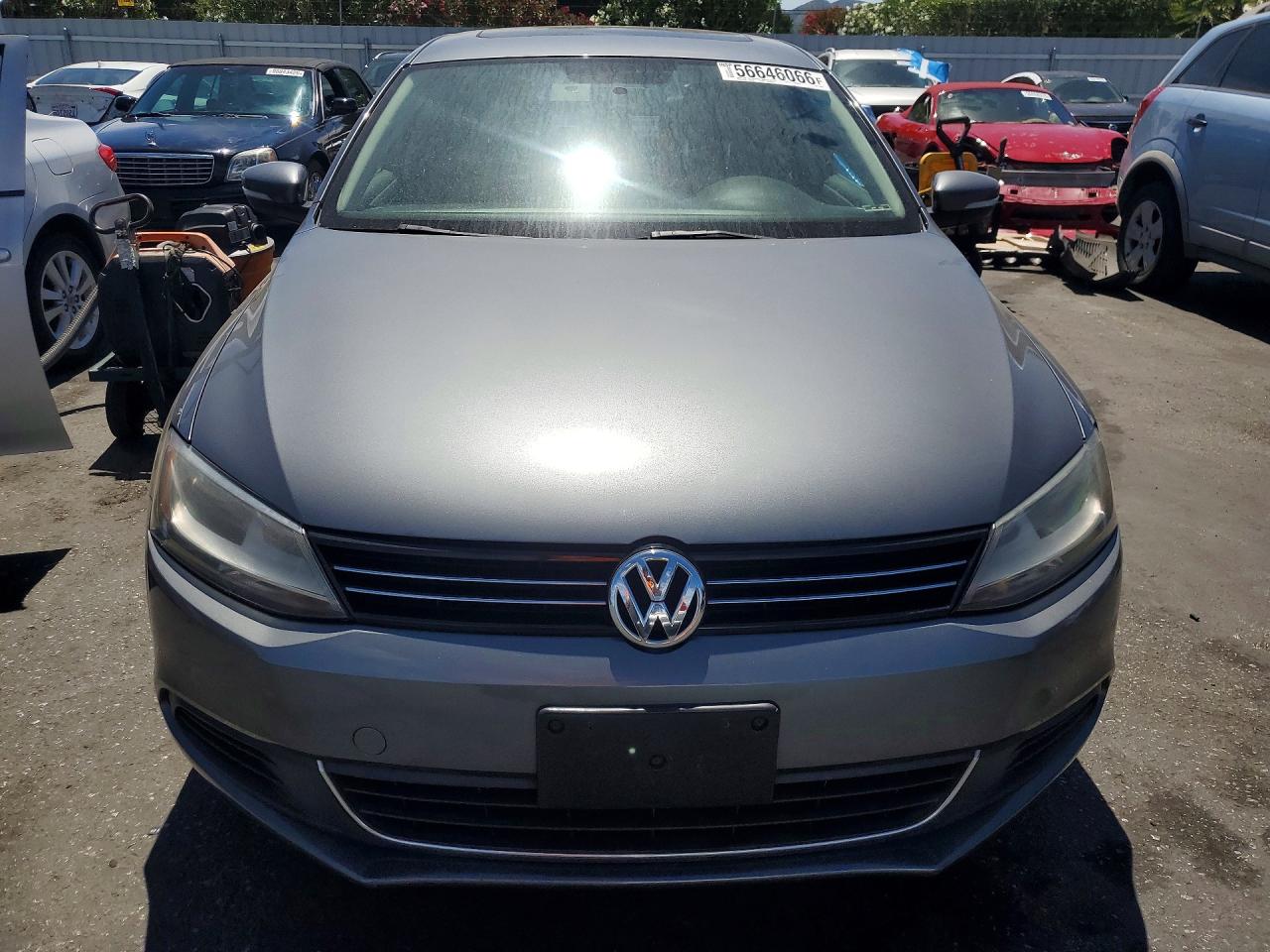 Volkswagen Jetta Se